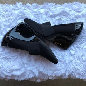 ANNE KLEIN SPORT PATENT LEATHER WEDGE HEELS SZ 10